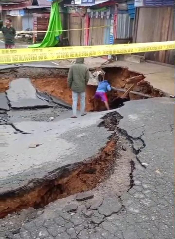 Gorong-Gorong Amblas di Sekatak, Akses Trans Kaltara Terputus Total