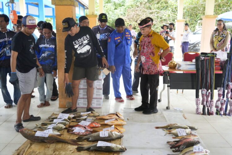 Gubernur Zainal Apresiasi Sportivitas Peserta Fun Fishing