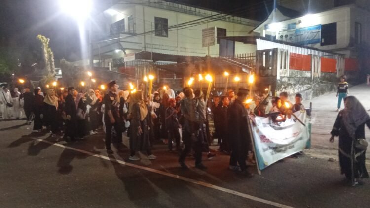 Semarak 28 Regu Pawai Obor, Warga Tarakan Tengah Sambut Ramadan 1447 H
