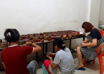 Berkah Imlek, Kue Keranjang Buatan Nenek 86 Tahun di Tarakan Tembus Pasar Luar Daerah