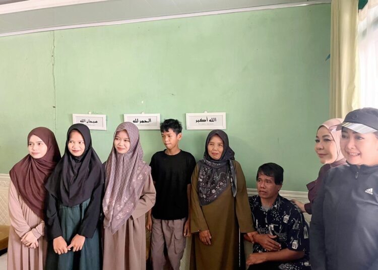 Santri Juata Permai Ukir Prestasi Internasional, Azifah Azzahra Jadi Anak Asuh Istri Gubernur