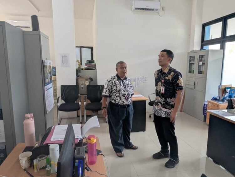 Sekprov Kaltara Tinjau Kesiapan Layanan Publik Pasca Libur