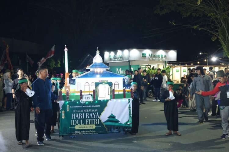 Ratusan Warga Semarakkan Parade Musik Sahur Tarakan 2026, Dispora Kaltara Apresiasi