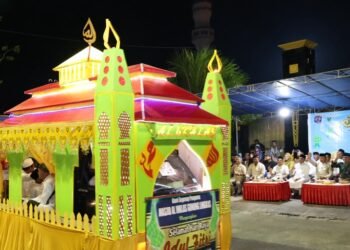 Pawai Takbir Tarakan Dipadati Warga, Kendaraan Hias Tampil Kreatif