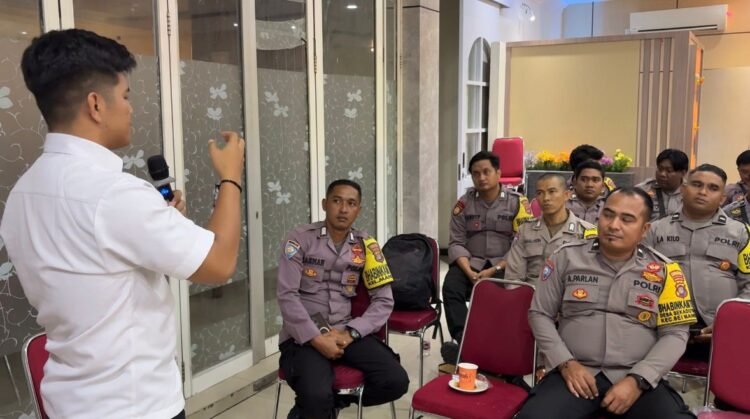 Kapolda Kaltara Minta Bhabinkamtibmas Antisipasi Kerawanan Sosial di Perbatasan