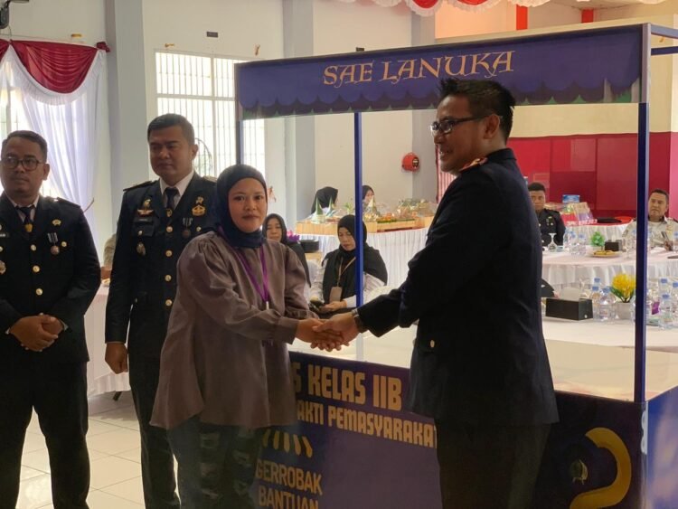 Lapas Nunukan Salurkan Bantuan Usaha untuk Keluarga WBP di HBP ke-62