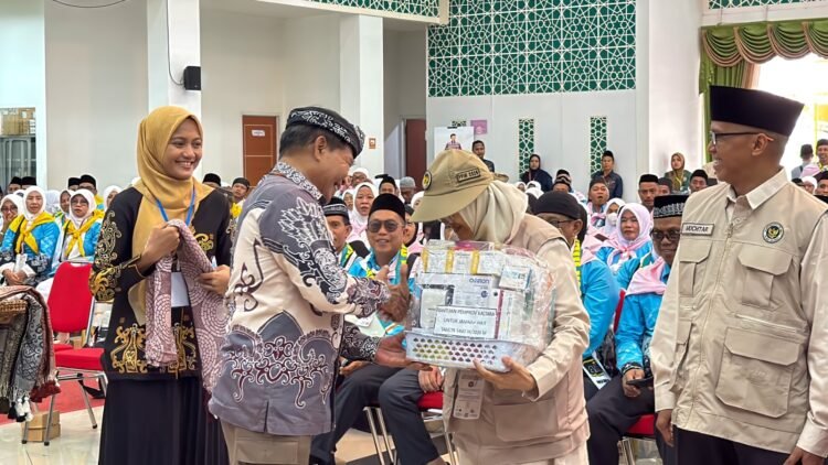 Ratusan CJH Kaltara Bertolak ke Tanah Suci, Dua Kloter Siap Diberangkatkan