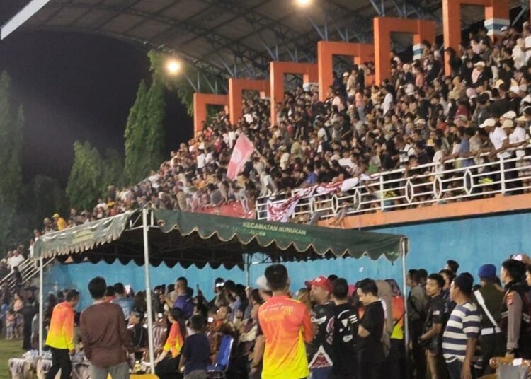 Ribuan Suporter Padati Stadion Sei Bilal, Annur FC Akhiri Dominasi Kaliber FC di Final Bupati Cup 2026