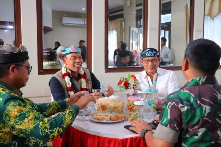 Estafet Kepemimpinan Polda Kaltara, Irjen Pol Agus Wijayanto Disambut di Bandara Juwata