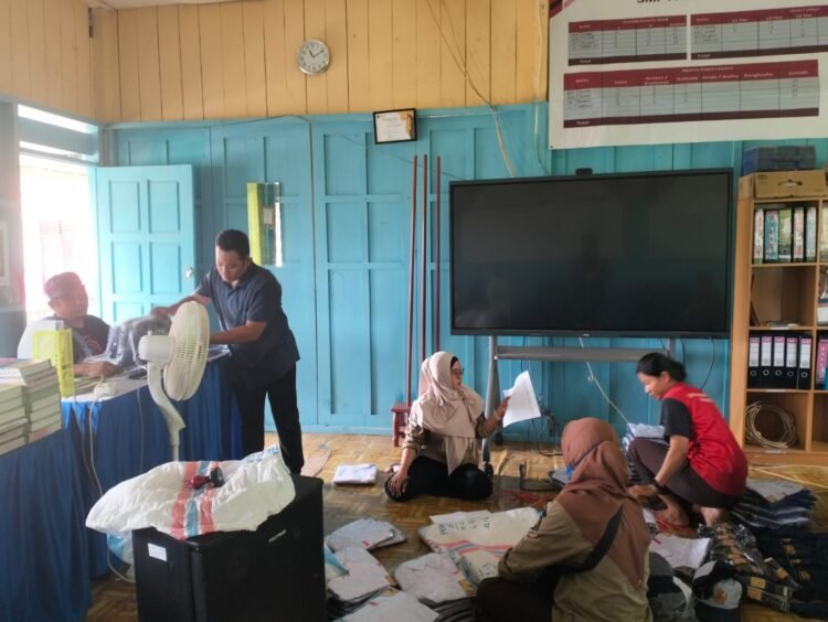 Siswa SMP di Nunukan Dapat Seragam Baru, Pemkab Siapkan Lebih dari 10 Ribu Stel