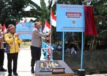 Kapolda Kaltara Resmikan Jembatan Merah Putih Presisi di Sungai Cahaya Baru