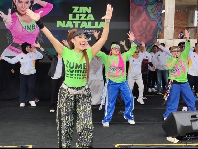 Usai Senam Lukiwol, Liza Natalia Ajak Masyarakat Nunukan Zumba Ceria